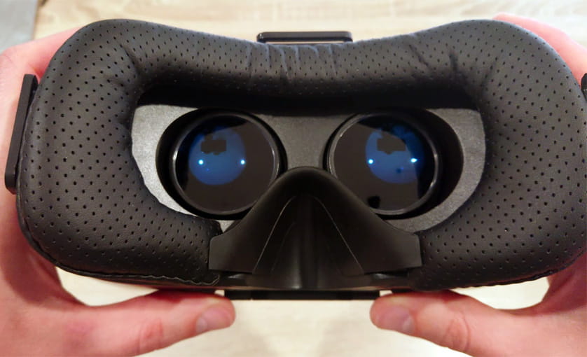 VR with a cell phone - looking through a headset